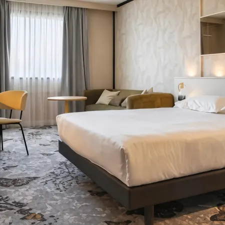 Brit Hotel Avignon Sud le Calendal Hotele w: Awinion