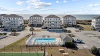 Between The Blue - Oceanside 2B/2B Condo w/ Pool