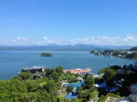 Lvcheng Lanwan Holiday Hotel - Romantic