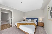 Beryl Breeze Rooftop Pool Ocean View Cozy 2BR 1 Block to Beach - キッチン