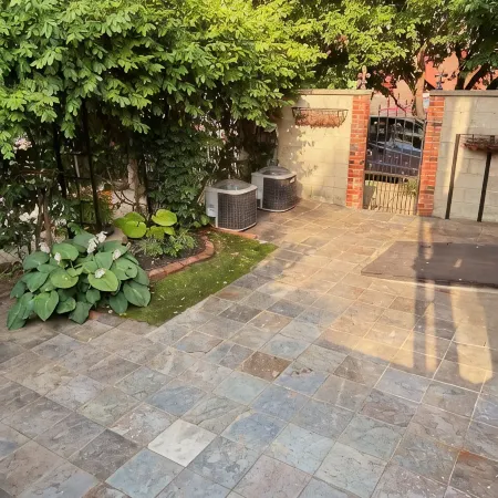 The Elevated Soulard Escape: Cozy 1-Bedroom Apartment. Pet- Friendly!