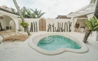 Bohemian Jogja Villas with Private Pool -  Casas de vacaciones