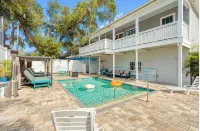 Key West Style Apartment - with pool/hot-tub - Pools