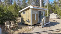 2-Acre Dome + Tiny House Cabin on Ocean - Hytter