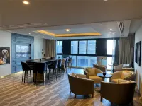 Paramount Hotel Dubai - 5-Star