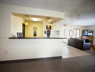 Super 8 by Wyndham Jamestown
