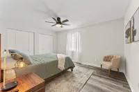 Lovely 2- Bedroom Condo located in the heart of BG