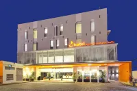 J hotel @Bandara Soekarno Hatta - Bintang 3