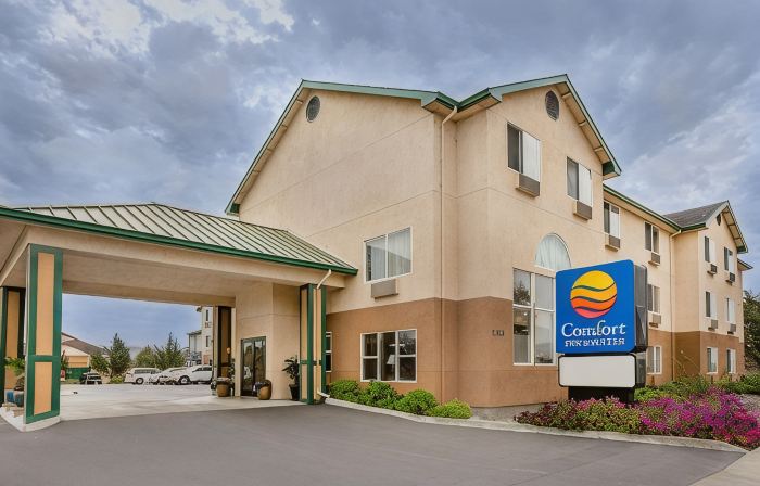 Comfort Inn & Suites Redwood Country