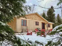 Artisan-crafted Magic on Lake Superior between Lutsen and Grand Marais