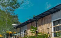 By the River Cottage with Private Warm Pool - Kolam Renang