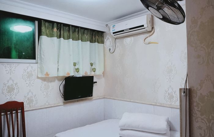 Tongjiang Jingyuan Hotel