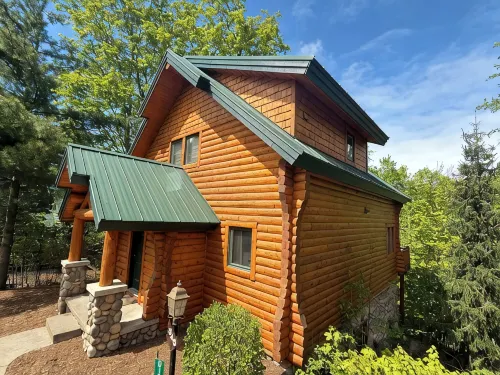 All Season Adventure - Hot Tub - Luxe Cabin on Boyne Mountain