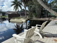 Gulf Access Canal & Dock 1.2 Miles 2 Beach Just Redone Close 2 Barefoot Beach!!! - Apartments