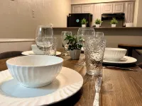 Worker friendly, cozy, great location, quiet, full kitchen, WiFi, - balcony