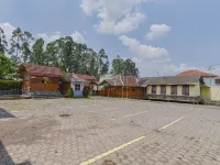 RedDoorz @ Pondok Winagung Ciwidey Hotels in Ciwidey