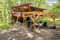 A private lodge where you can enjoy an authentic BBQ surrounded by nature