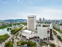 Lotte Hotel World Gangnam Hotels near Macheon Station