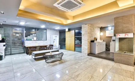 Seomyeon Hound Hotel 1st Street