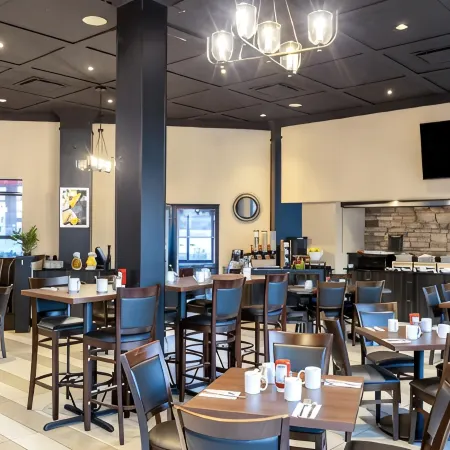 Holiday Inn VANCOUVER AIRPORT- RICHMOND by IHG