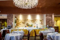 Hotel Accademia - breakfast