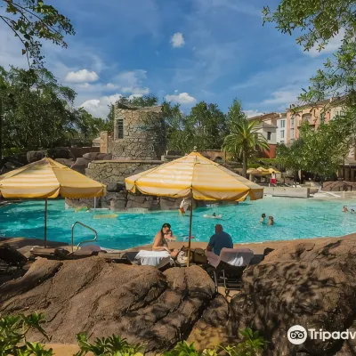 Loews Portofino Bay Hotel at Universal Orlando Отели рядом с достопримечательностью «Юниверсал Студиос Флорида»