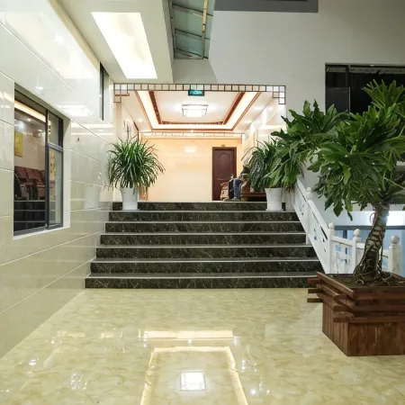 Fengqing Xinliyuan Business Hotel