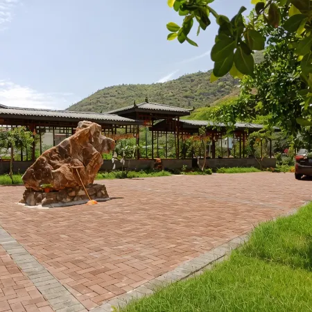 Yanbian Shizaishi Farm Stay