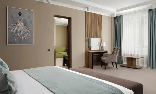 Roza Vetrov Hotel