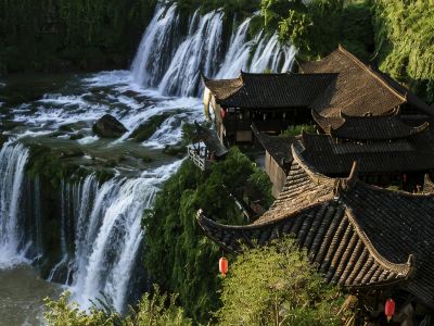 Tuwang Palace Waterfall Inn
