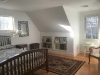Charming Cape Cod Retreat Nestled b/w Mashpee River & Popponesset Bay