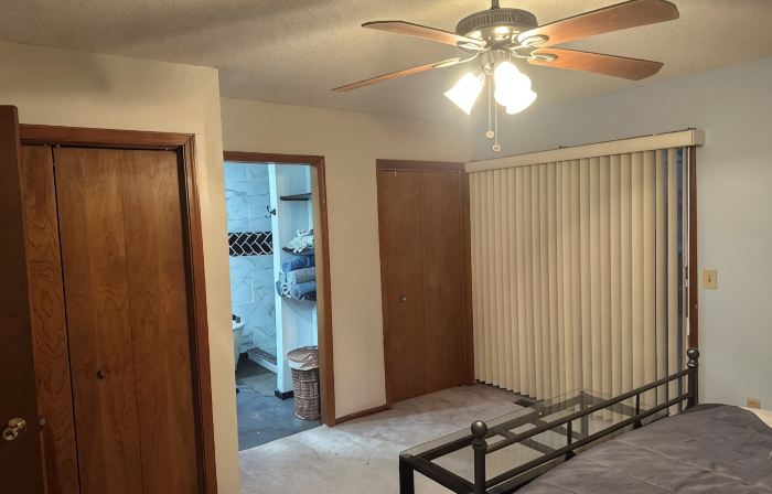 3-bedroom house in fantastic Crystal with WiFi, AC