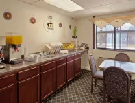 Super 8 by Wyndham Champaign