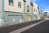 Desert Escape Townhome - Pool & Gym - Misafirhane