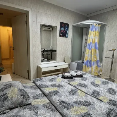 Aura Mini-hotel โรงแรมใกล้สถานีริซห์สกายา