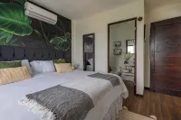 La Vista! View of Arenal volcano & lake - Pool - Air conditioning - Great WiFi - Wifi