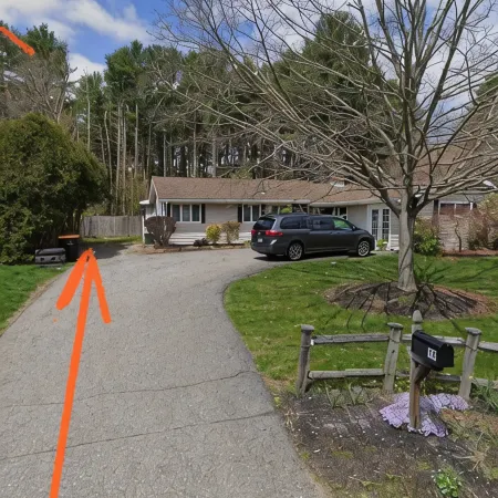 Private Cozy 1-br condo w/ high ceilings, WiFi, AC in quiet N. Framingham