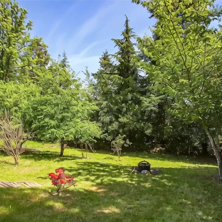 Tranquil 2-bed SeaTac Hideaway!