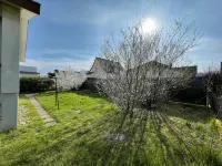 Maison Chaleureuse Avec Jardin - Homestays