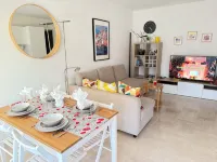 2-Room Apartment in Juan-Les-Pins, Antibes - Terrace, Close to the Beach