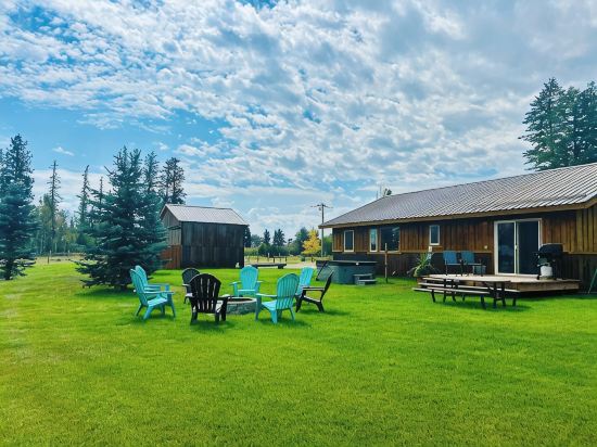 Beargrass Cabin @ Explorer's Basecamp