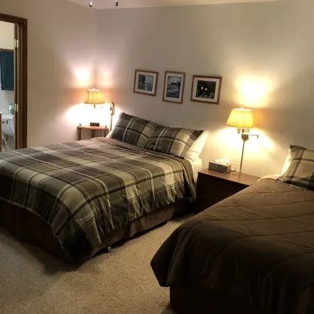 Ketchikan Northern Retreat - 3 Bedroom Apartment on Large Private Lot