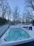 Lakefront, Wooded, & Secluded Home - Family Dogs Welcome. - 3-نجوم