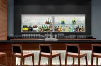 Hilton Garden Inn Sevilla - bar