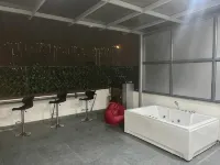 JPM Suites Noida 70 - Dapur