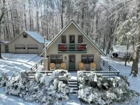 Cabin in the Smokies, 30-mins away from Gatlinburg & Pigeon Forge- Pet friendly