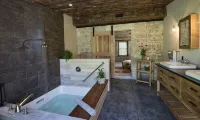 Historic Limestone Estate in the Tallgrass Prairie - Boutique