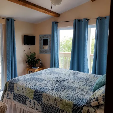 Beautiful Waterfront Gulf of America Great location.