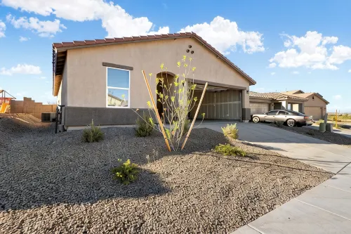 Hilltop Haven 3BD/2BTH in Beautiful Benson, AZ      Pets OK - Wifi