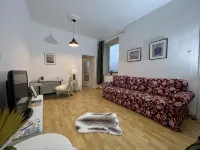 Casa Estrella -5 min zum Duisburg Hbf, -nähe Uni Duisburg/essen -erdgeschoss